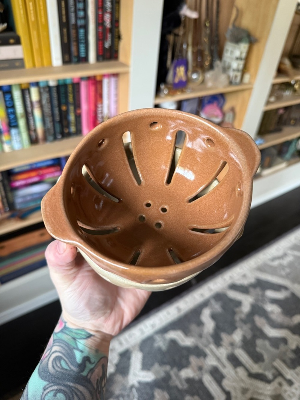 2 Hearth and hand magnolia Ceramic Berry Bowls - Tan and Brown - Picture 2 of 4